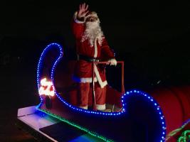 Santa and his Sleigh visit Roads off Newport Pagnell Road WOOTTON